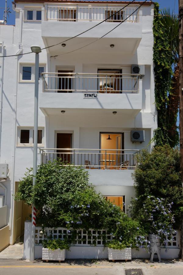 Semeli Stalis Apartments Eksteriør billede